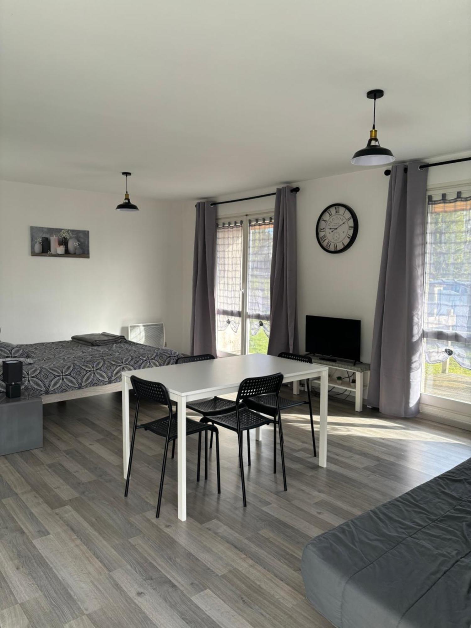 Studio Albert Avec Terrasse A Proximite De Μετς Εξωτερικό φωτογραφία